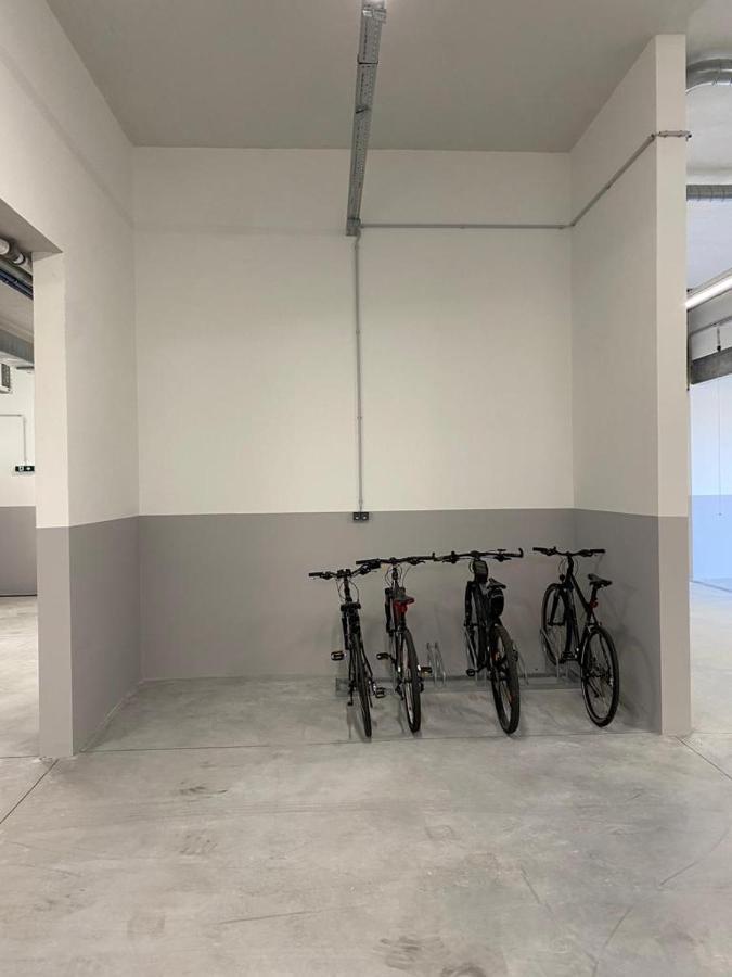 Grey House Apartment โบล ภายนอก รูปภาพ