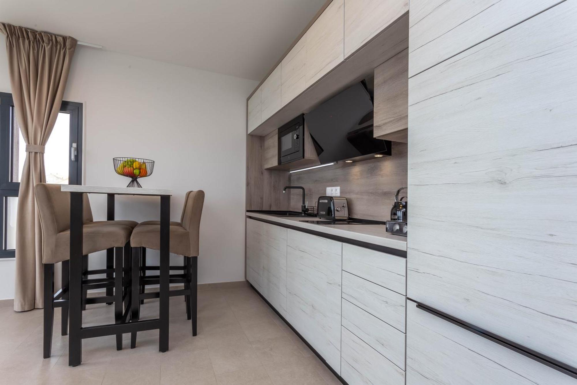 Grey House Apartment โบล ภายนอก รูปภาพ