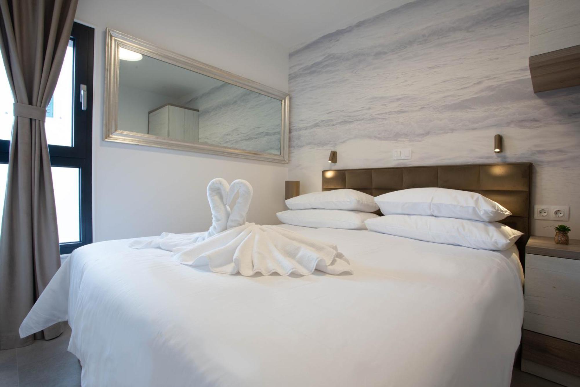Grey House Apartment โบล ภายนอก รูปภาพ