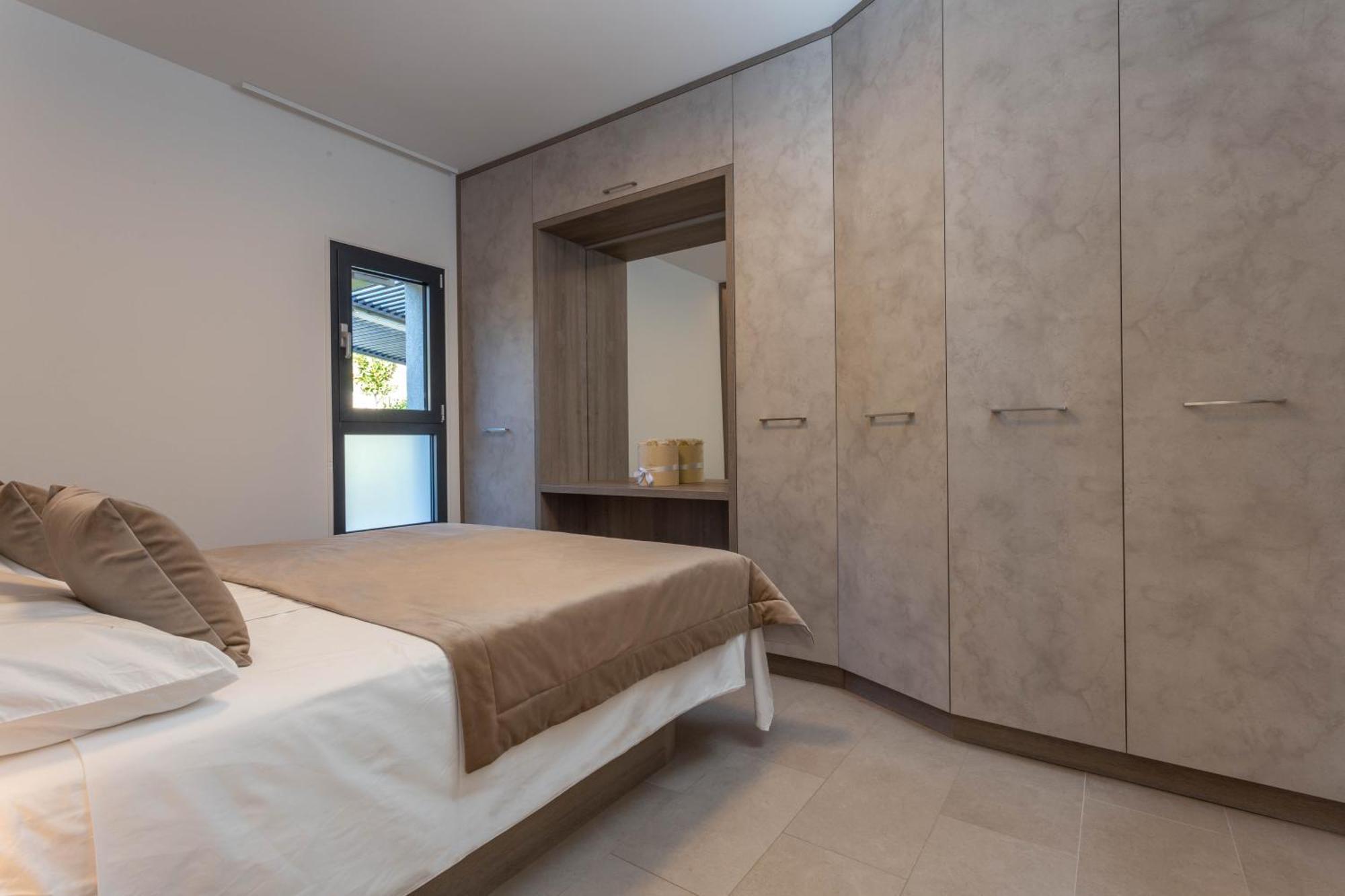 Grey House Apartment โบล ภายนอก รูปภาพ